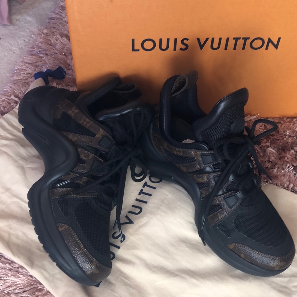 Louis Vuitton Sneakers